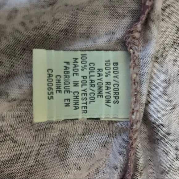 Sleeveless blouse - Picture 2 of 4